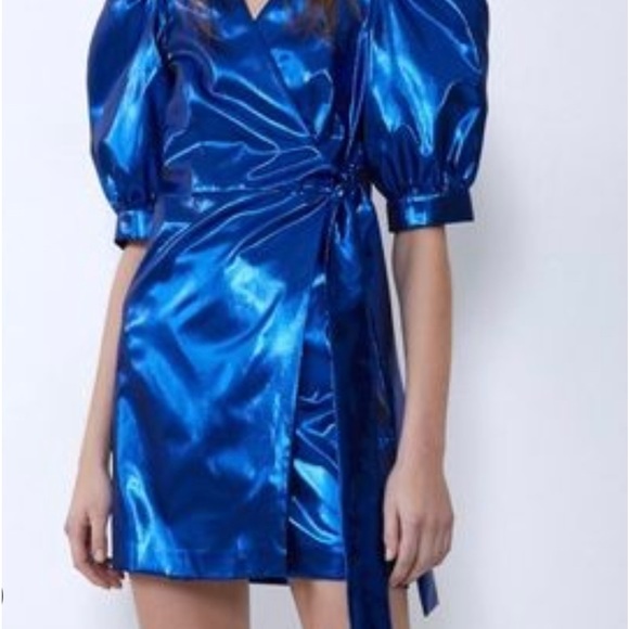 Puff Sleeve Tie Shift Dress - Picture 1 of 11